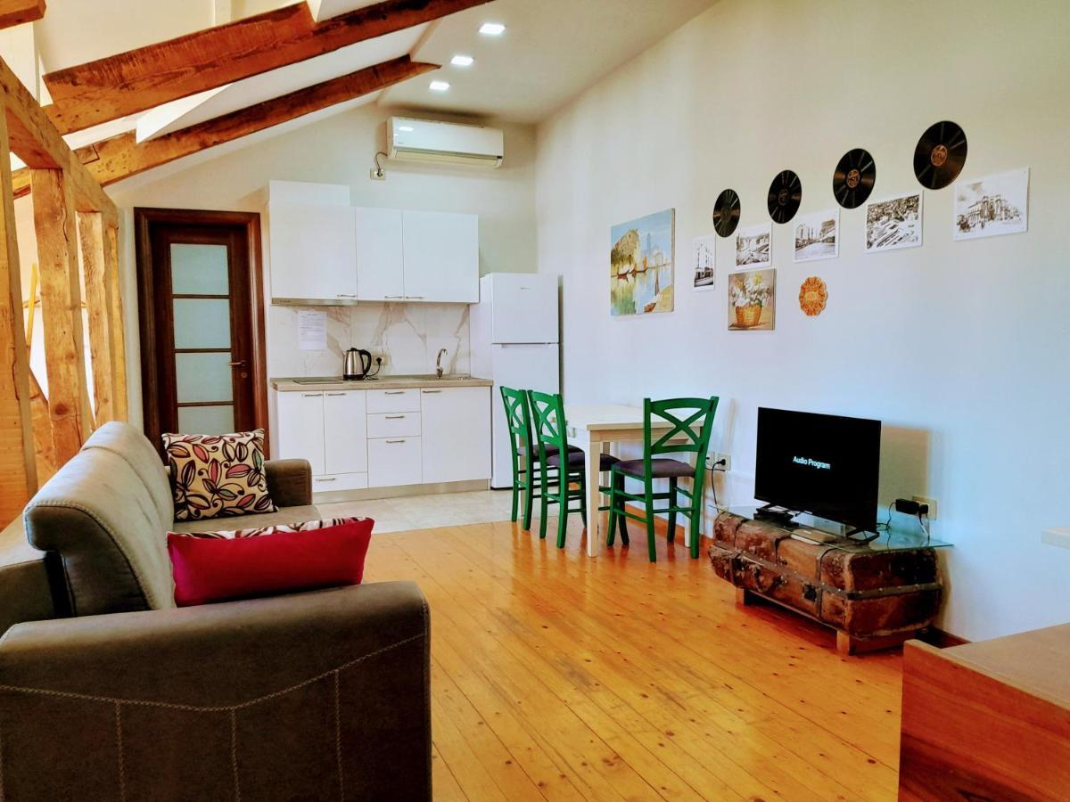 Central Loft Tirana Exterior photo